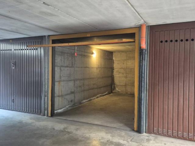 Box / Garage in vendita a Monza MB