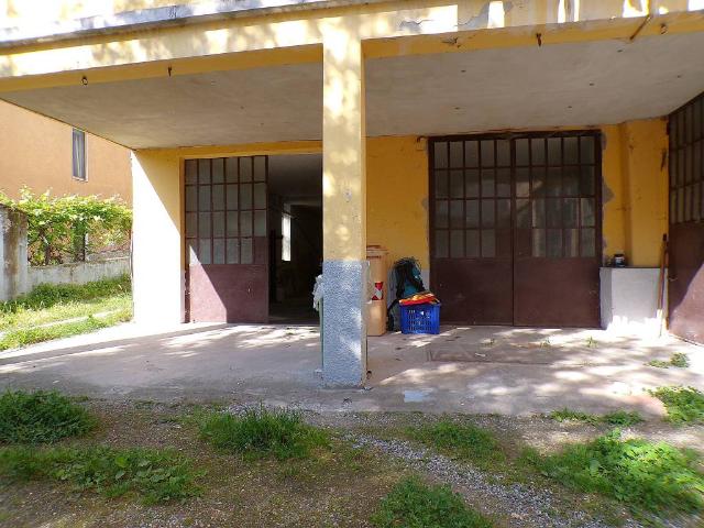 Box / Garage in vendita a Moncalieri TO