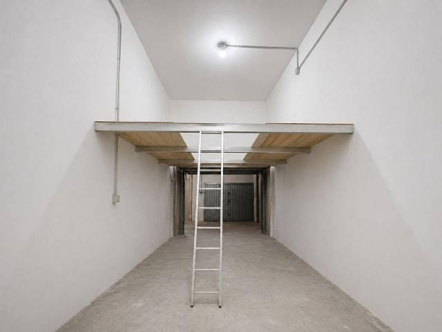 Box / Garage in vendita a Monopoli BA