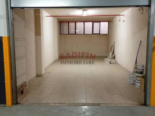 Box / Garage in vendita a Modugno BA