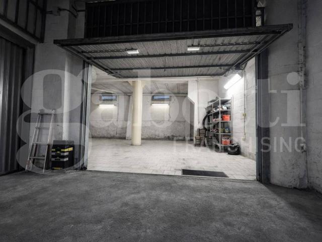 Box / Garage in vendita a Modena MO