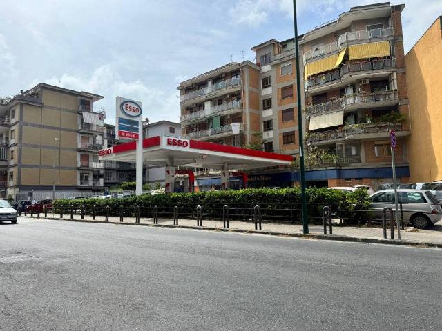 Box / Garage in vendita a Napoli NA