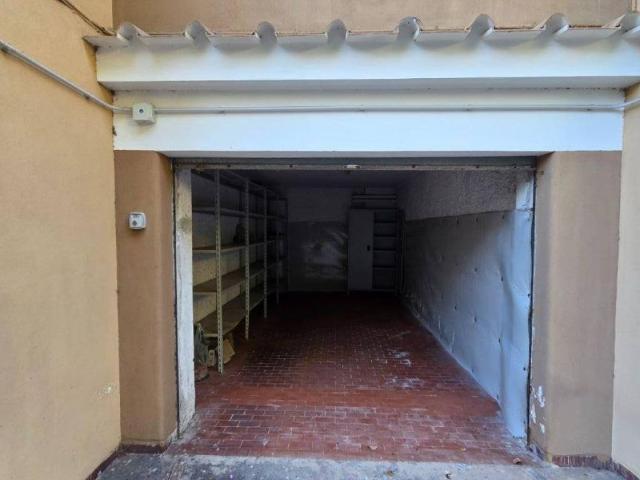 Box / Garage in vendita a Napoli NA