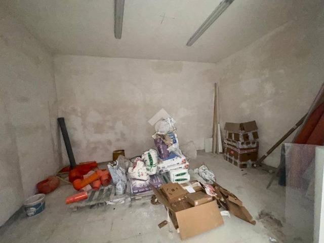 Box / Garage in vendita a Napoli NA