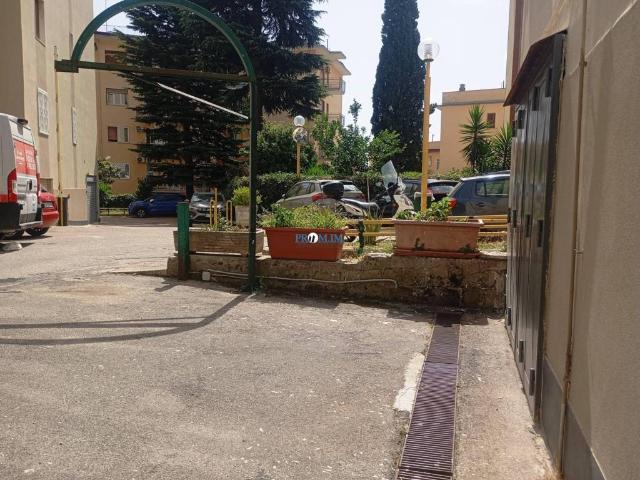 Box / Garage in vendita a Napoli NA