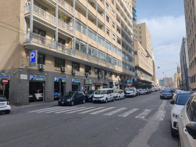 Box / Garage in vendita a Napoli NA