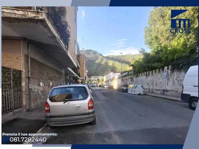 Box / Garage in vendita a Napoli NA