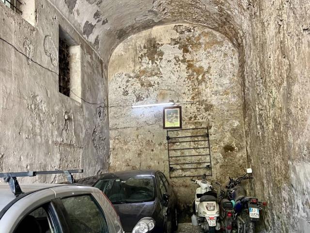 Box / Garage in vendita a Napoli NA