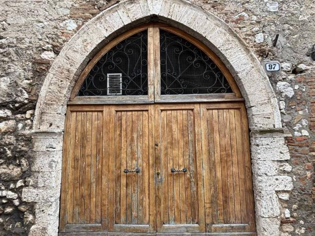 Box / Garage in vendita a Narni TR