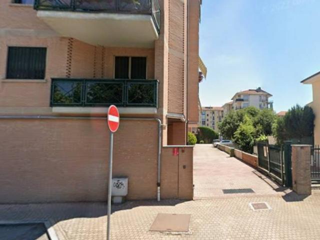 Box / Garage in vendita a Nichelino TO