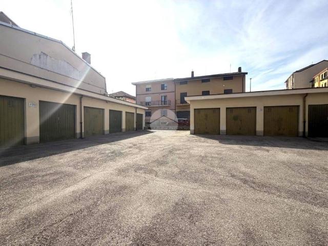 Box / Garage in vendita a Nichelino TO