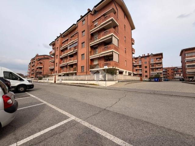 Box / Garage in vendita a Nichelino TO