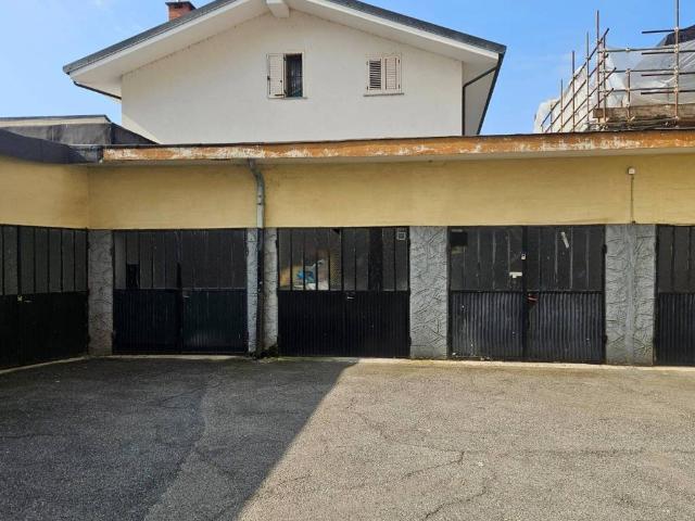Box / Garage in vendita a Nichelino TO