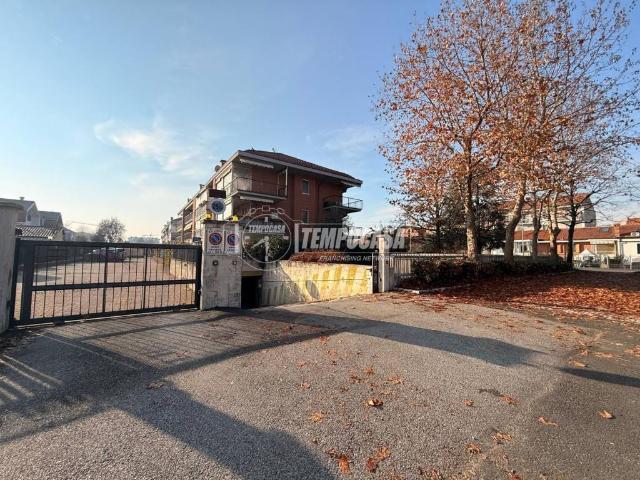 Box / Garage in vendita a Nichelino TO