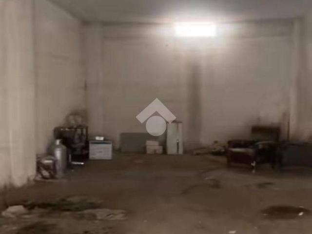 Box / Garage in vendita a Nola NA