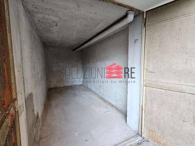 Box / Garage in vendita a Novara NO