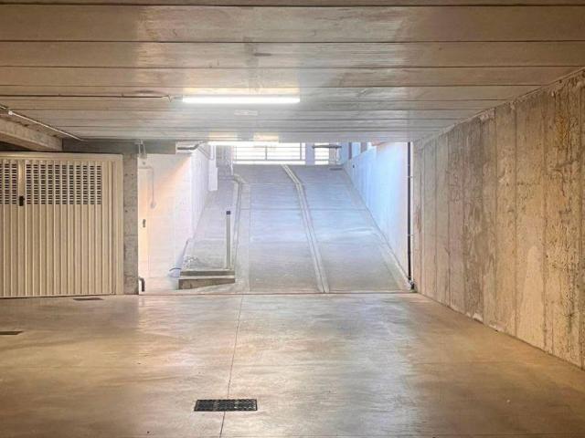 Box / Garage in vendita a Novara NO