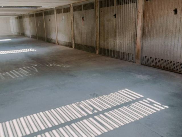 Box / Garage in vendita a Novara NO