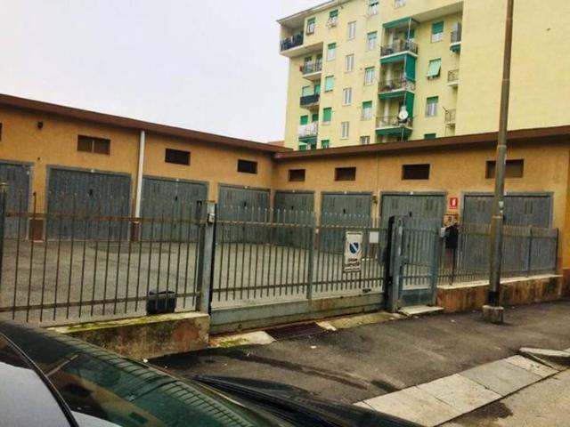 Box / Garage in vendita a Novi Ligure AL