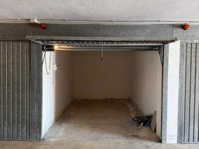 Box / Garage in vendita a Olbia OT