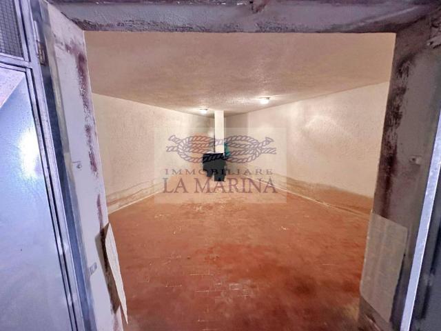 Box / Garage in vendita a Olbia OT