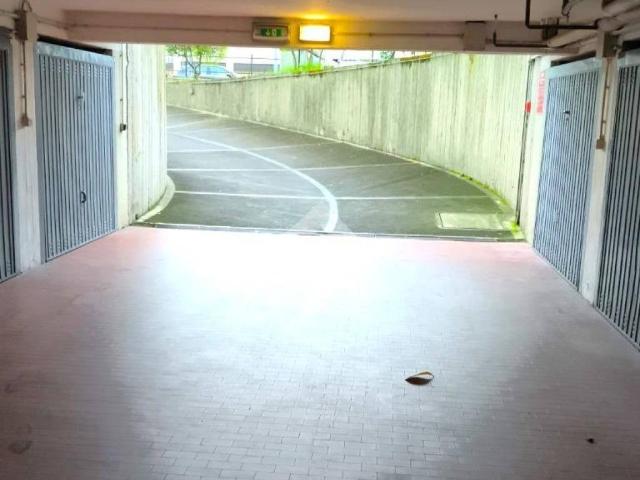 Box / Garage in vendita a Ozzano dell'Emilia BO