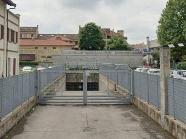Box / Garage in vendita a Paderno Dugnano MI