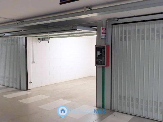 Box / Garage in vendita a Padova PD