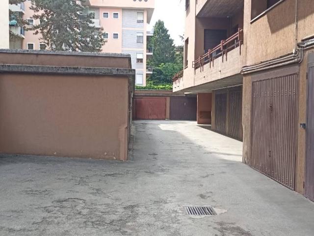 Box / Garage in vendita a Parma PR
