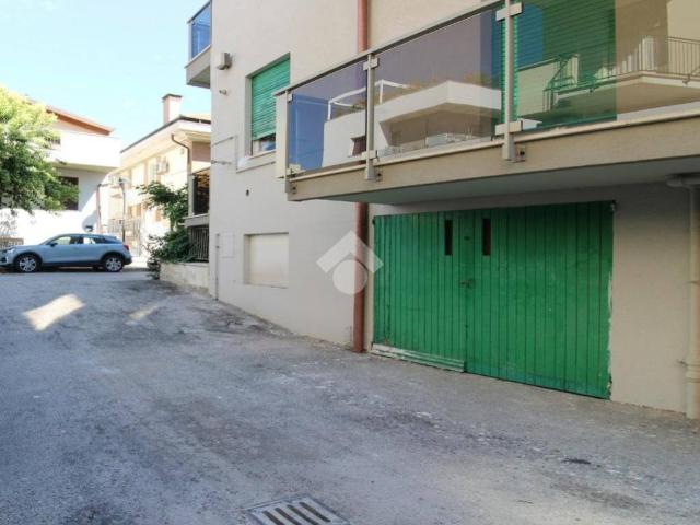 Box / Garage in vendita a Pescara PE