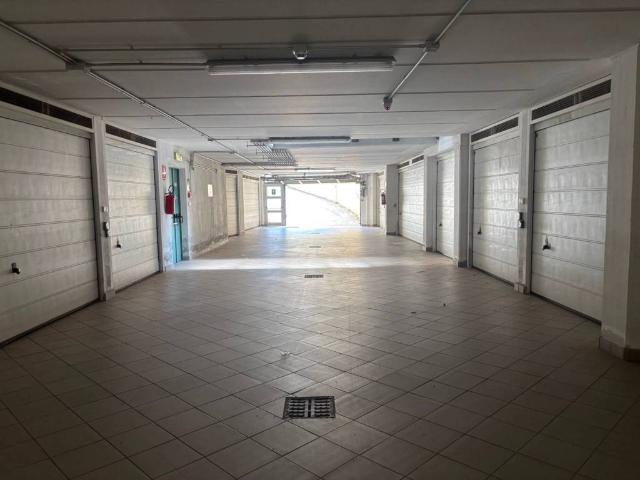 Box / Garage in vendita a Pescara PE