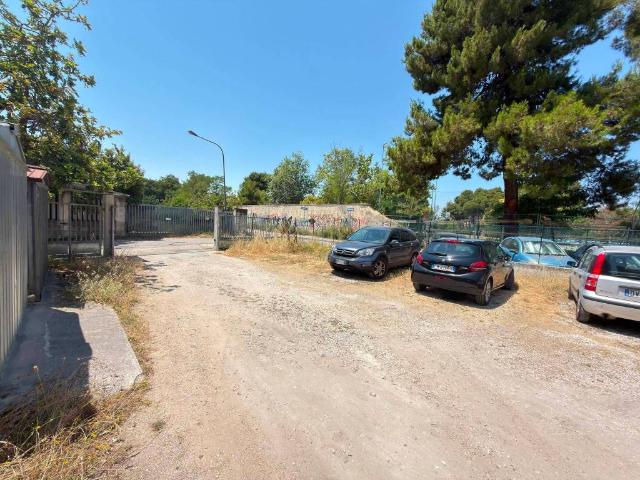 Box / Garage in vendita a Pescara PE