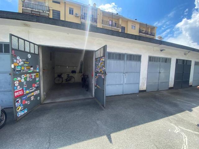 Box / Garage in vendita a Pinerolo TO
