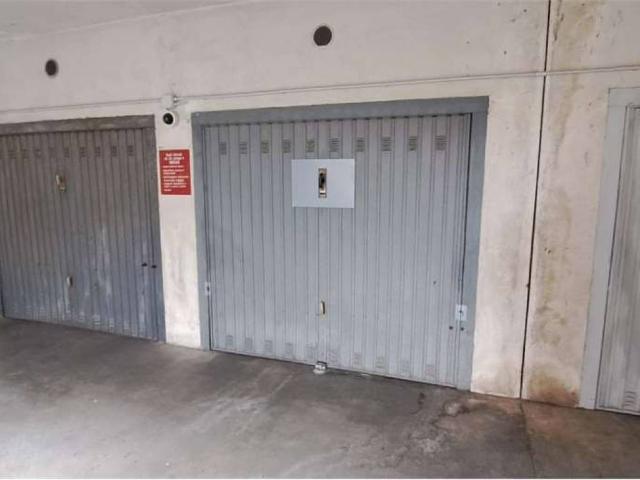 Box / Garage in vendita a Pinerolo TO