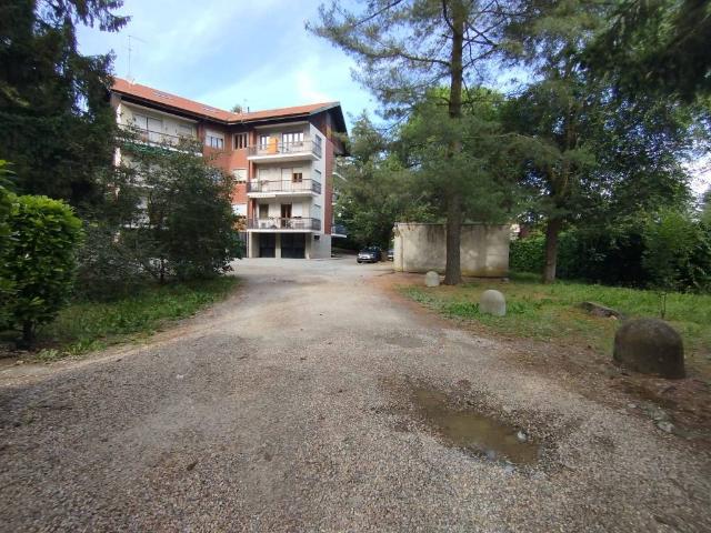 Box / Garage in vendita a Pino Torinese TO