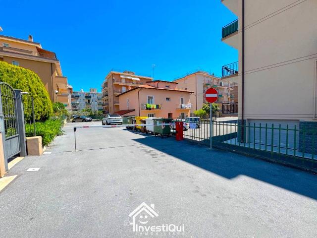 Box / Garage in vendita a Pietra Ligure SV