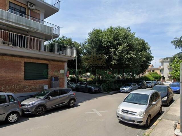 Box / Garage in vendita a Pomigliano d'Arco NA