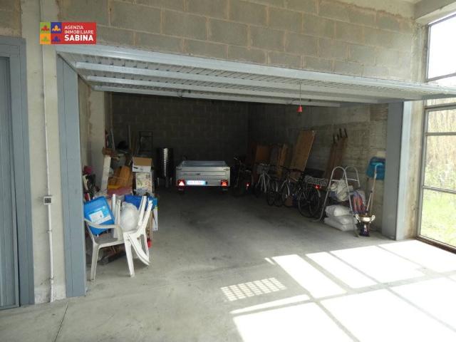 Box / Garage in vendita a Poggio Mirteto RI