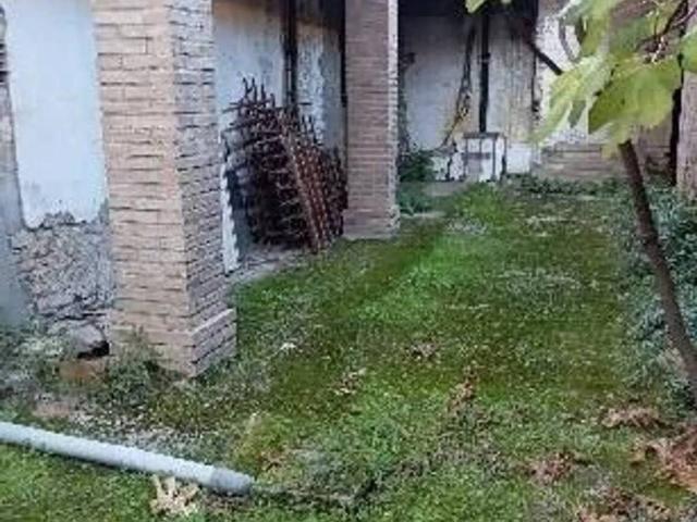 Box / Garage in vendita a Poggibonsi SI