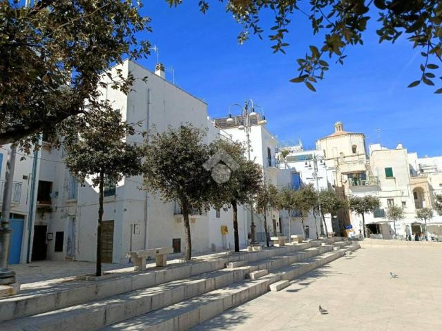 Box / Garage in vendita a Polignano a Mare BA