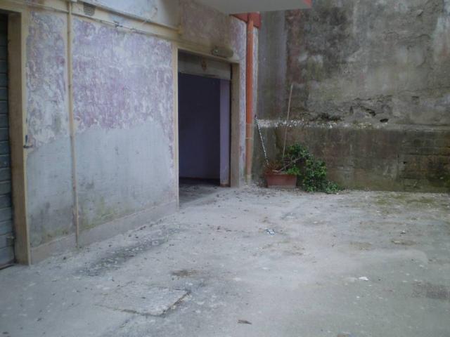 Box / Garage in vendita a Portici NA
