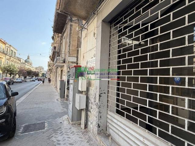 Box / Garage in vendita a Ragusa RG