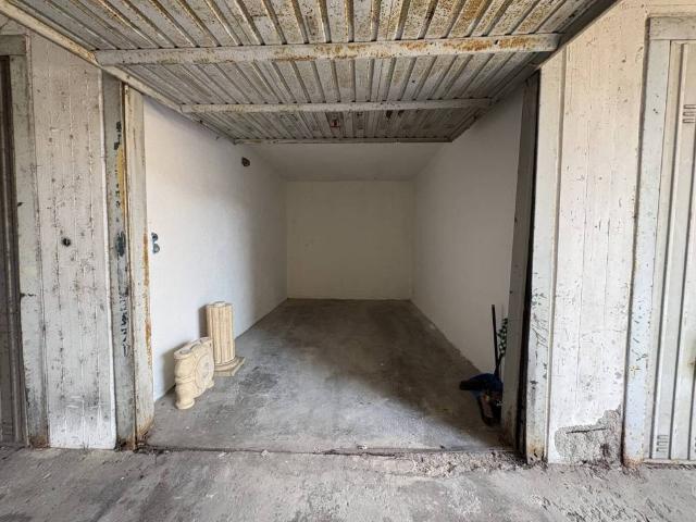 Box / Garage in vendita a Reggio Emilia RE