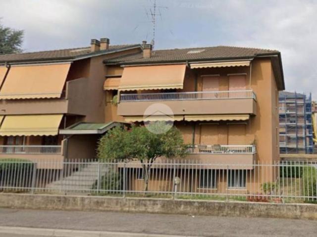 Box / Garage in vendita a Rho MI