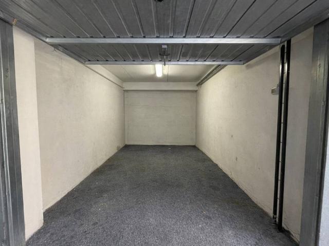 Box / Garage in vendita a Rimini RN