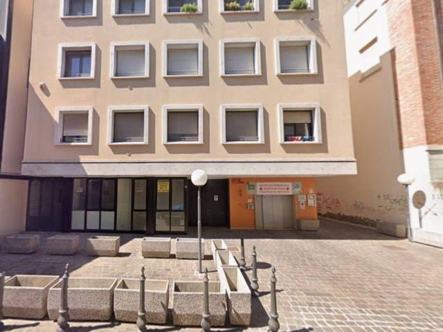 Box / Garage in vendita a Rimini RN