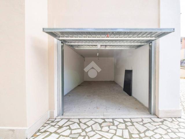Box / Garage in vendita a Rieti RI