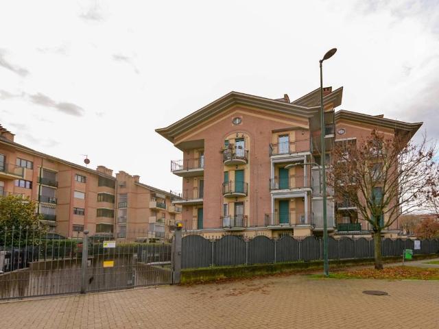 Box / Garage in vendita a Rivalta di Torino TO