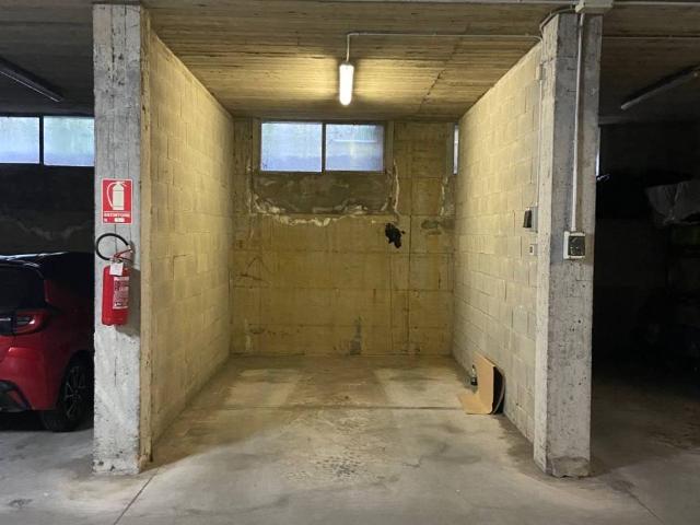 Box / Garage in vendita a Rivoli TO