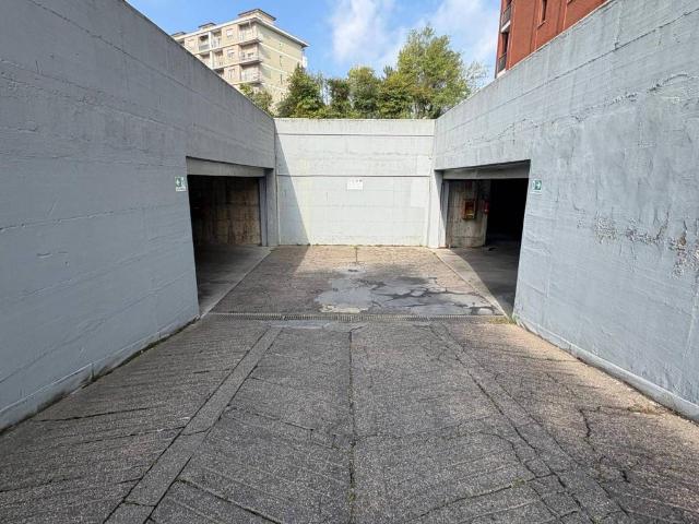 Box / Garage in vendita a Rivoli TO
